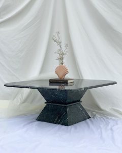 میز ناهارخوری خزر