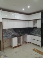 سنگ کابینت آشپزخانه کریستال الیگودرز با ابزار مدرن - تصویر 2